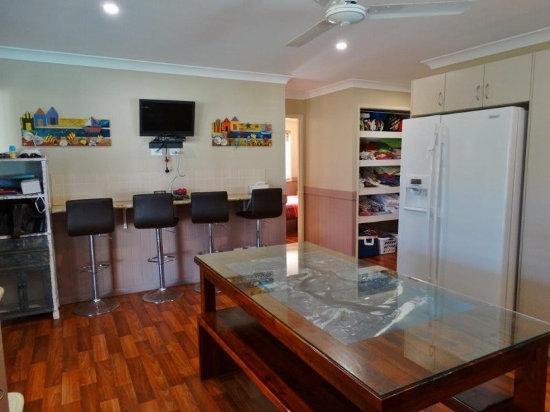 4 Pangola Street, Winfield QLD 4670