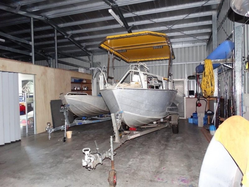 4 Pangola Street, Winfield QLD 4670