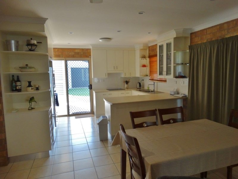 3 Island View Drive, Winfield QLD 4670