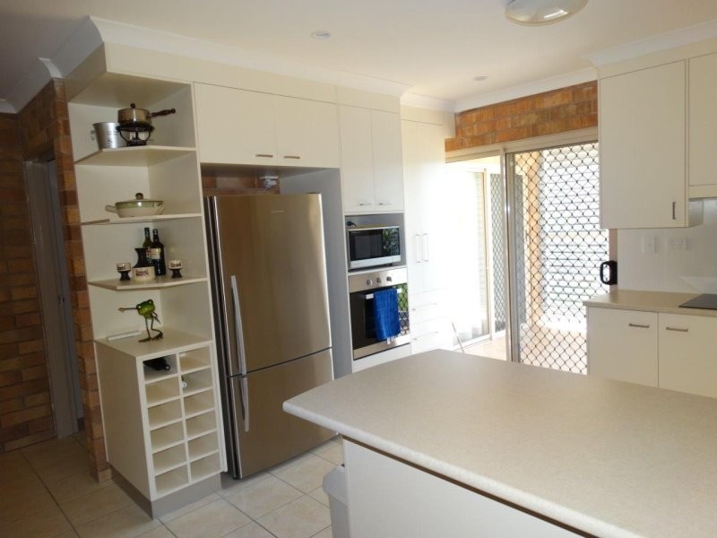 3 Island View Drive, Winfield QLD 4670