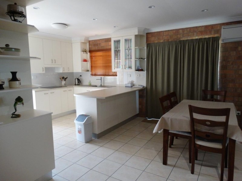 3 Island View Drive, Winfield QLD 4670