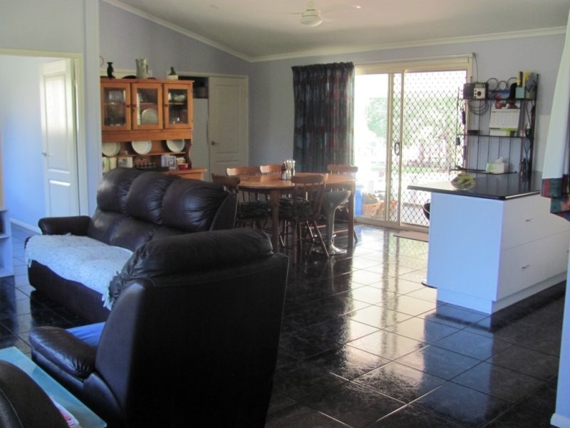 33 Taunton Road, Euleilah QLD 4674