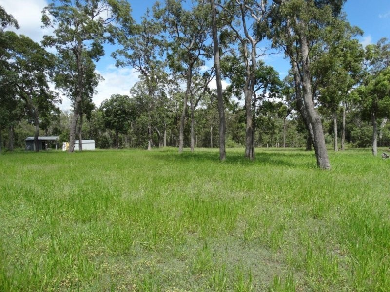 203 Muller Road, Baffle Creek QLD 4674