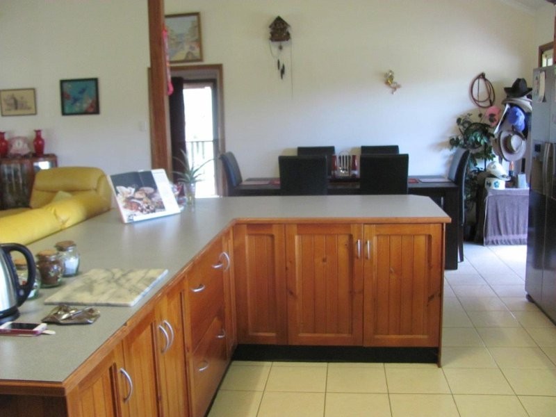 1341 Tableland Road, Mount Maria QLD 4674