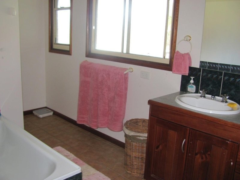 1341 Tableland Road, Mount Maria QLD 4674