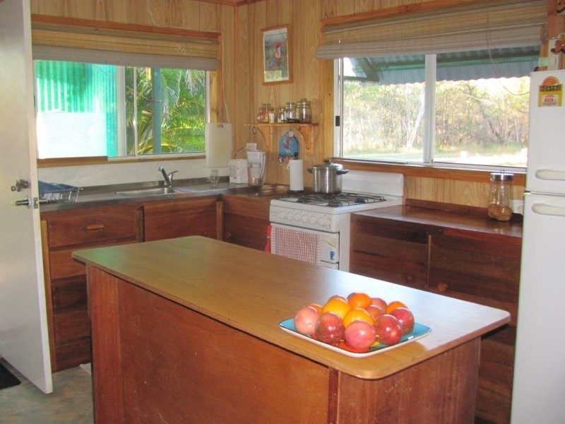 524 Pacific Drive, Deepwater QLD 4674