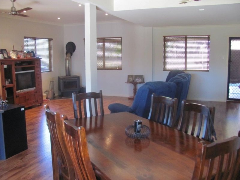 54 Halford Drive, Maroondan QLD 4671