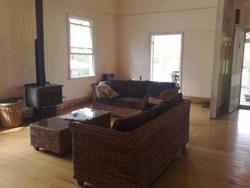 211 Coast Road, Baffle Creek QLD 4674