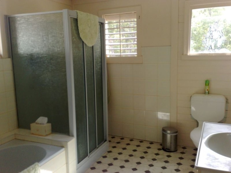 211 Coast Road, Baffle Creek QLD 4674