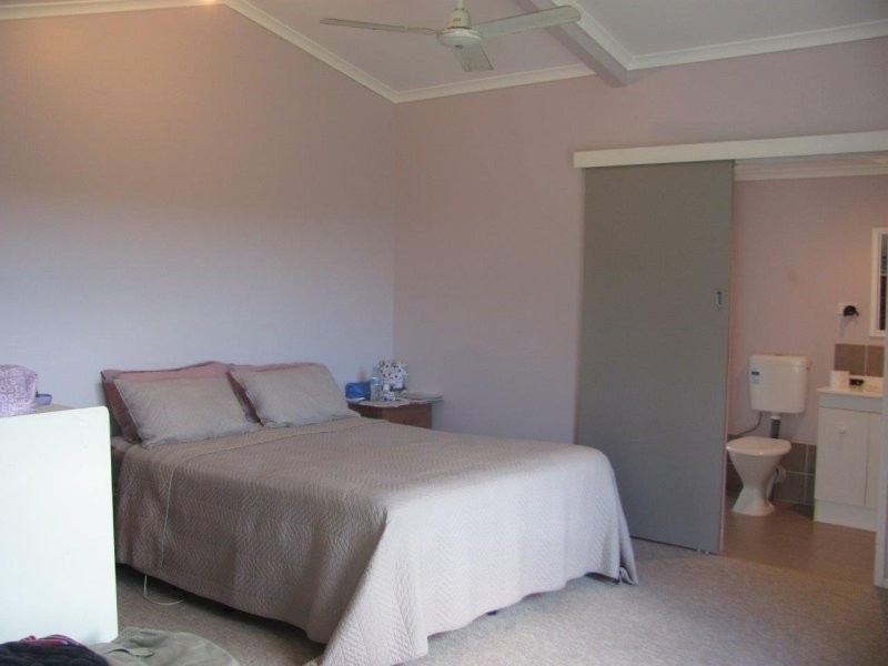 493 Cross Road, Euleilah QLD 4674