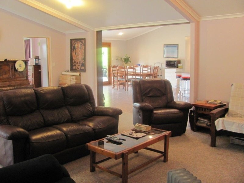 493 Cross Road, Euleilah QLD 4674