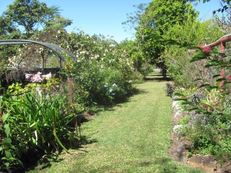 493 Cross Road, Euleilah QLD 4674