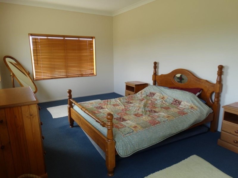 52 Ferry Road, Rosedale QLD 4674