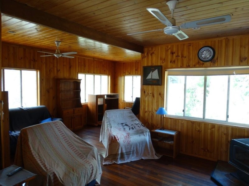 52 Ferry Road, Rosedale QLD 4674