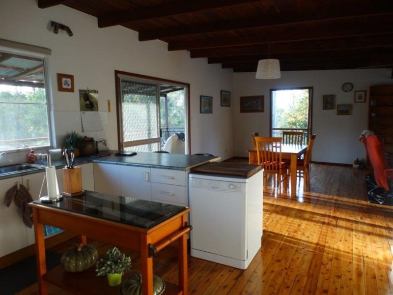 923 Winfield Road, Winfield QLD 4670
