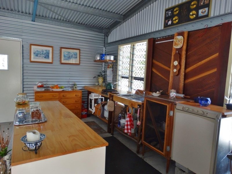 1680 Tableland Road, Mount Maria QLD 4674