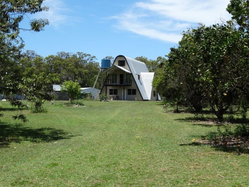 700 Fernfield Road, Deepwater QLD 4674