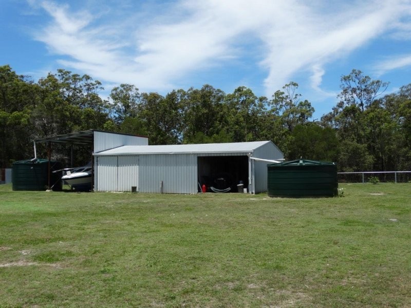 700 Fernfield Road, Deepwater QLD 4674