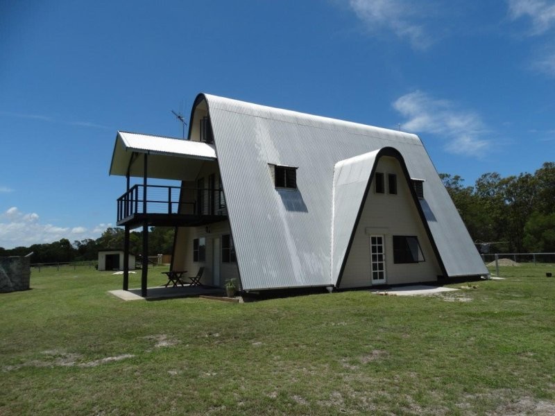 700 Fernfield Road, Deepwater QLD 4674