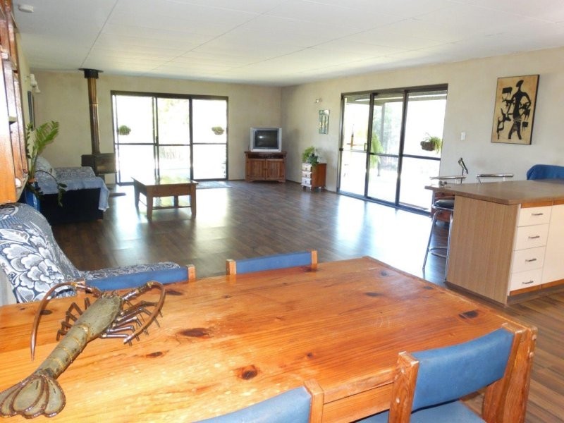 419 Matchbox Road, Deepwater QLD 4674