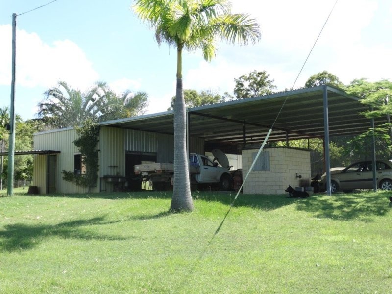 419 Matchbox Road, Deepwater QLD 4674