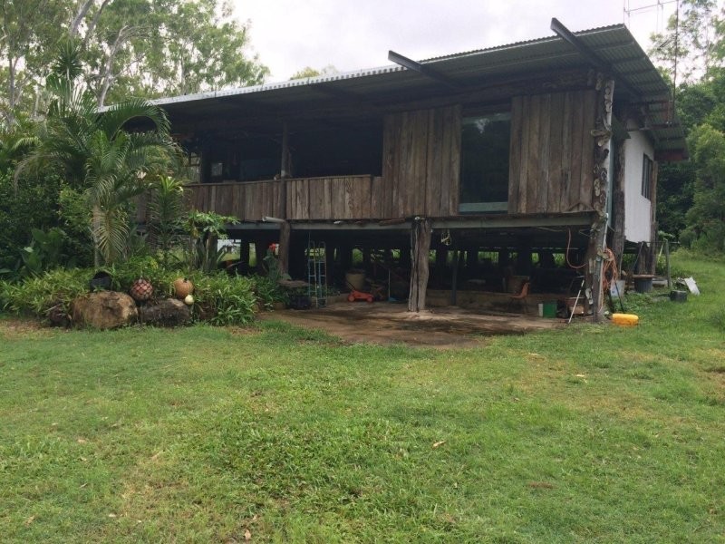 407 Oyster Creek Road, Oyster Creek QLD 4674