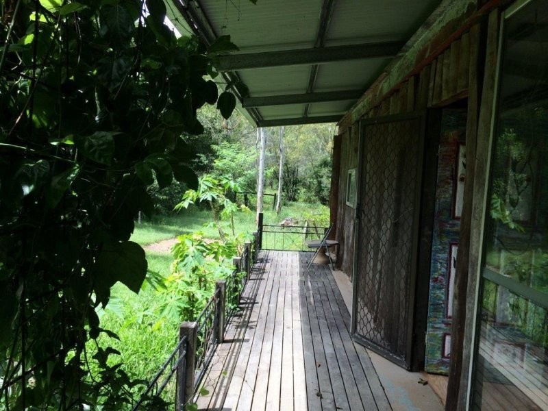 407 Oyster Creek Road, Oyster Creek QLD 4674