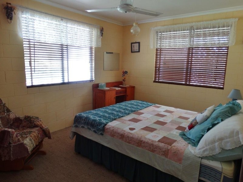 1099 Monduran Road, Waterloo QLD 4673