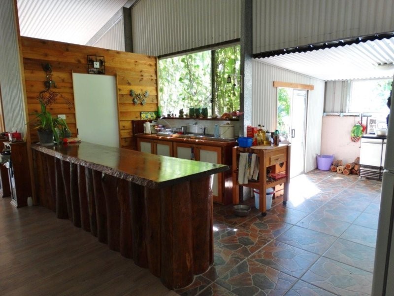 205 Capricornia Drive, Deepwater QLD 4674