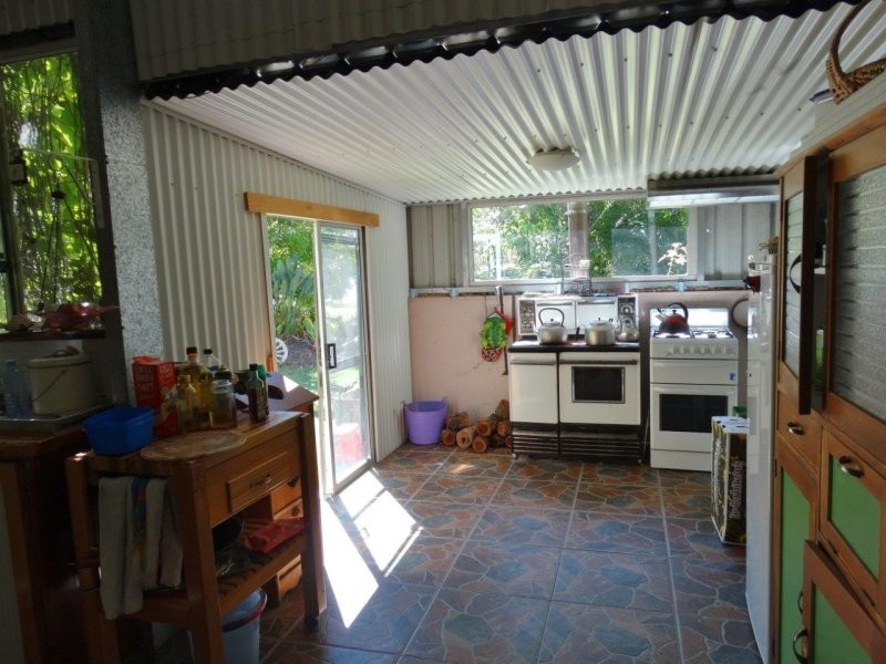 205 Capricornia Drive, Deepwater QLD 4674