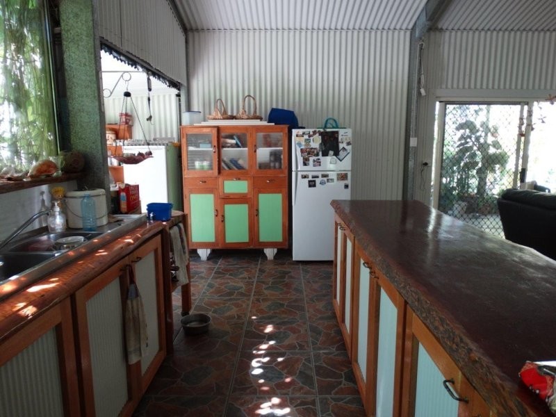 205 Capricornia Drive, Deepwater QLD 4674