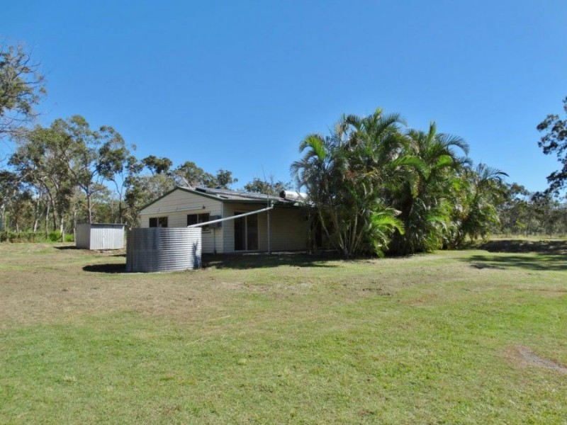 497 Pacific Drive, Deepwater QLD 4674