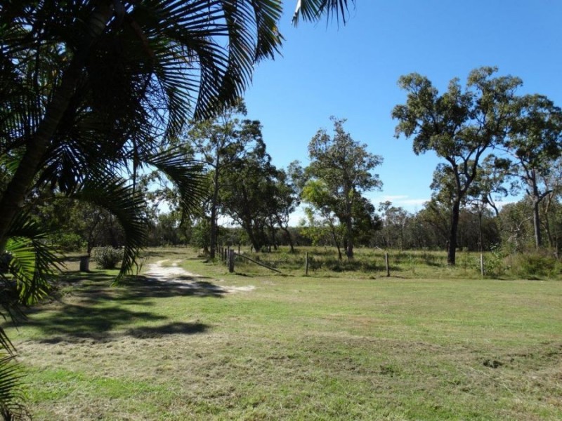 497 Pacific Drive, Deepwater QLD 4674