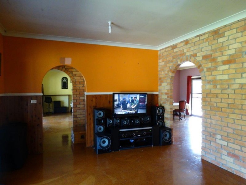 1677 Tableland Road, Mount Maria QLD 4674