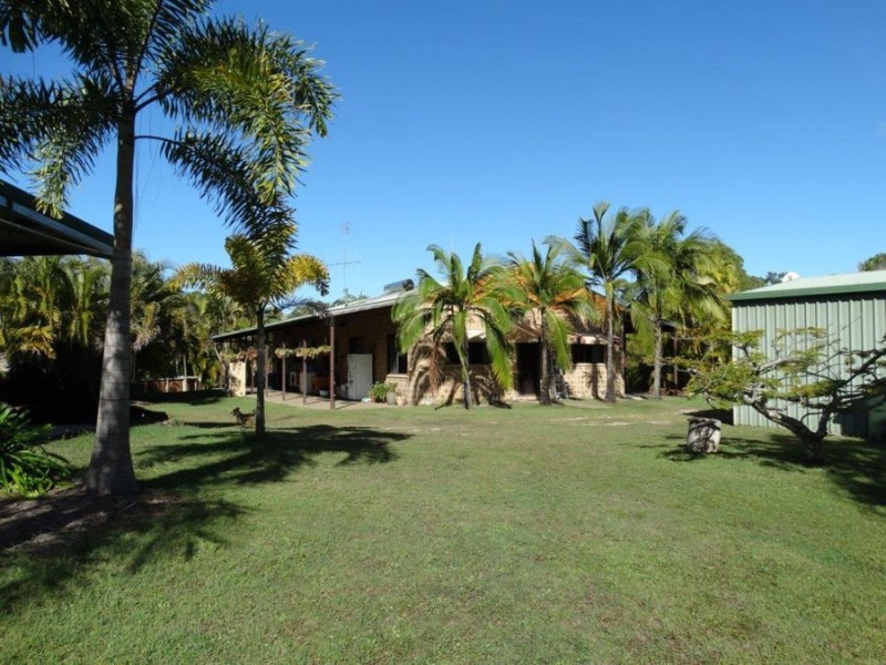 472 Matchbox Road, Deepwater QLD 4674