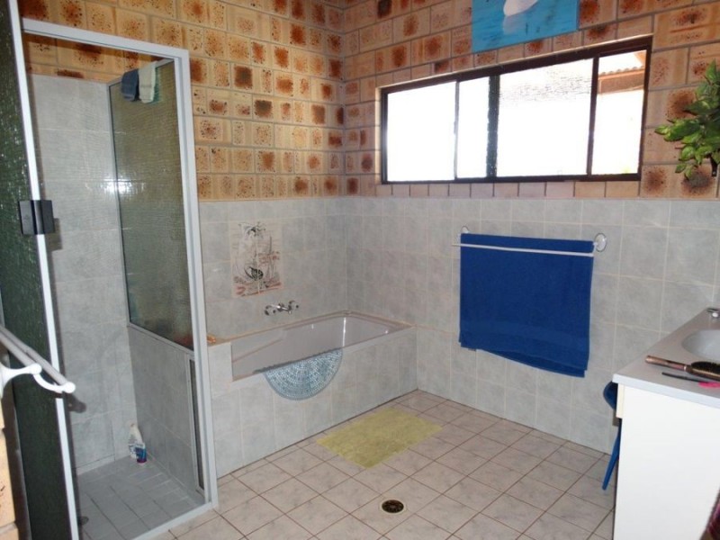 472 Matchbox Road, Deepwater QLD 4674