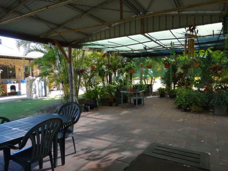 472 Matchbox Road, Deepwater QLD 4674