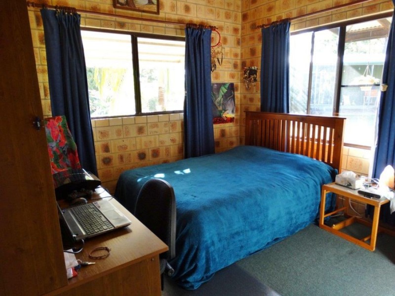 472 Matchbox Road, Deepwater QLD 4674