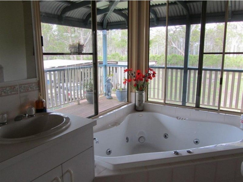 32 Newtons Road, Rosedale QLD 4674
