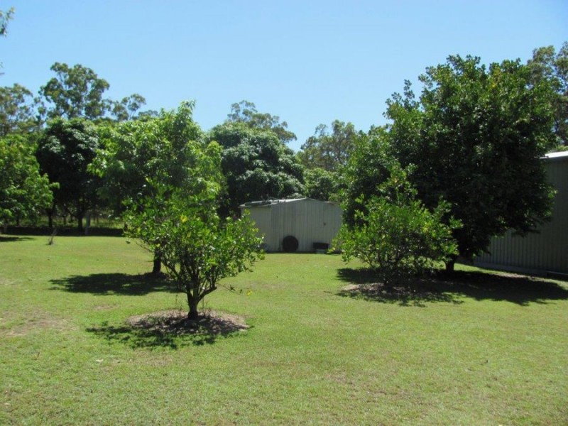 296 Lindy Drive, Rules Beach QLD 4674