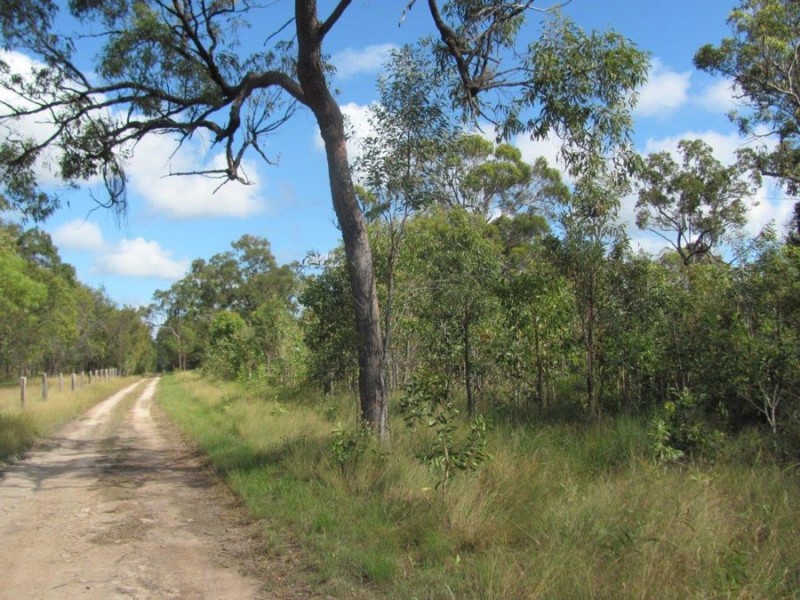 296 Lindy Drive, Rules Beach QLD 4674