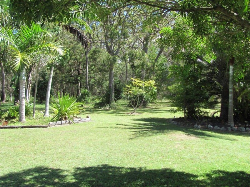 296 Lindy Drive, Rules Beach QLD 4674