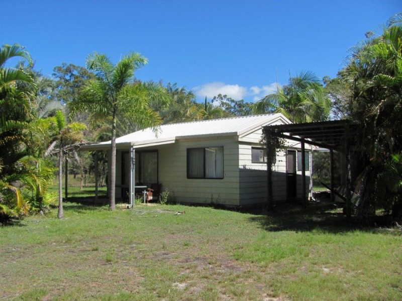 296 Lindy Drive, Rules Beach QLD 4674