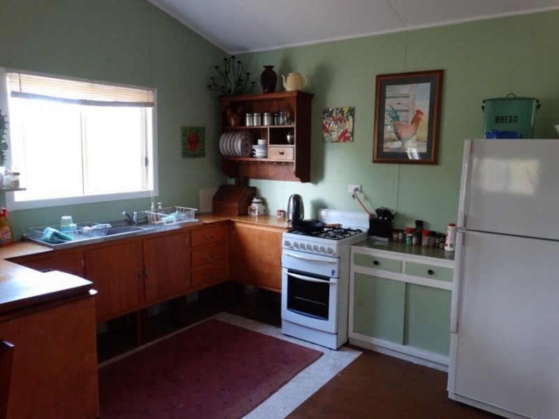 317 Whytallabah Road, Euleilah QLD 4674