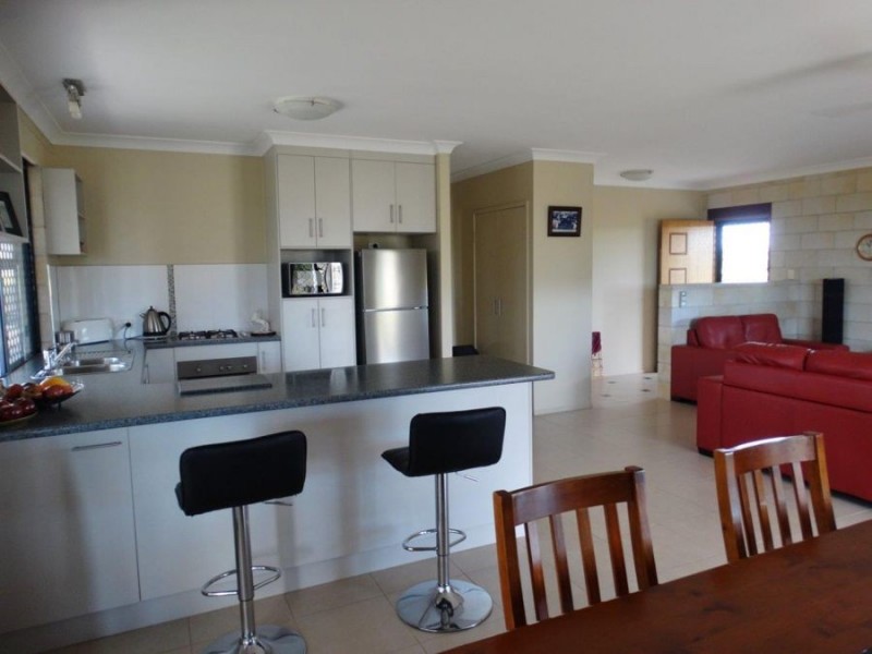 19 Hinrichs Road, Rosedale QLD 4674