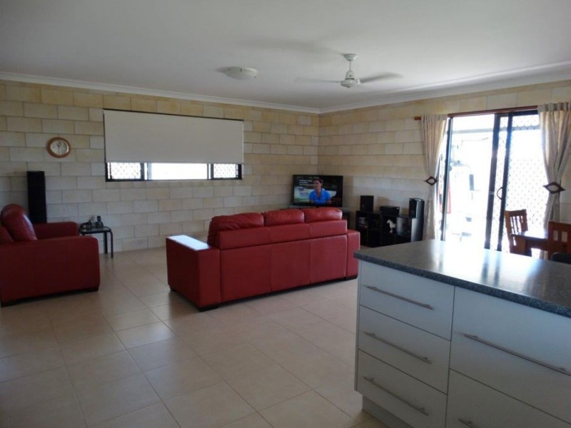 19 Hinrichs Road, Rosedale QLD 4674