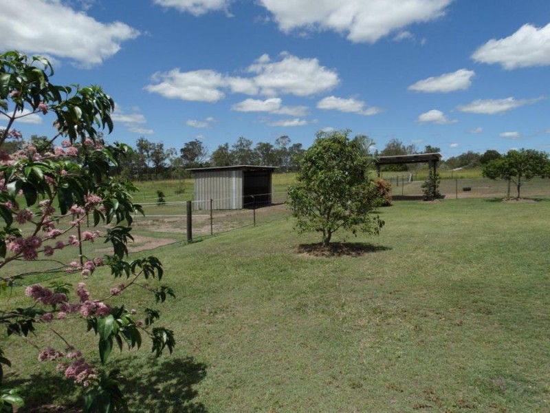 19 Hinrichs Road, Rosedale QLD 4674