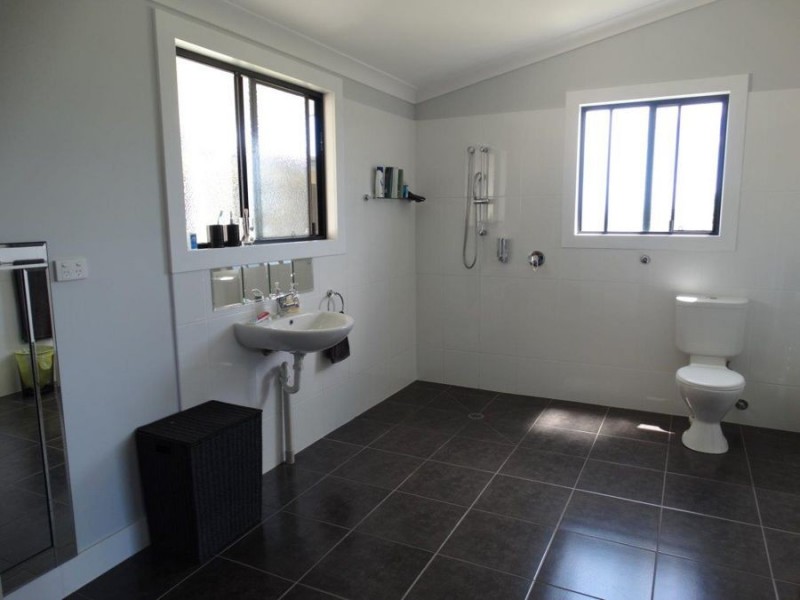 19 Hinrichs Road, Rosedale QLD 4674