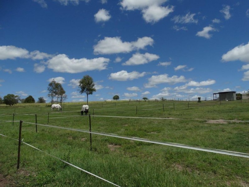 19 Hinrichs Road, Rosedale QLD 4674