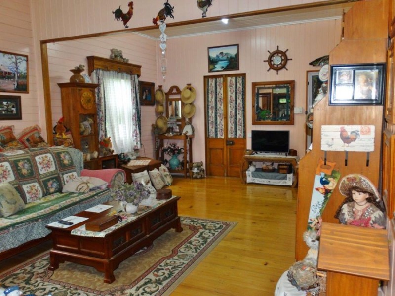 679 Coast Road, Baffle Creek QLD 4674